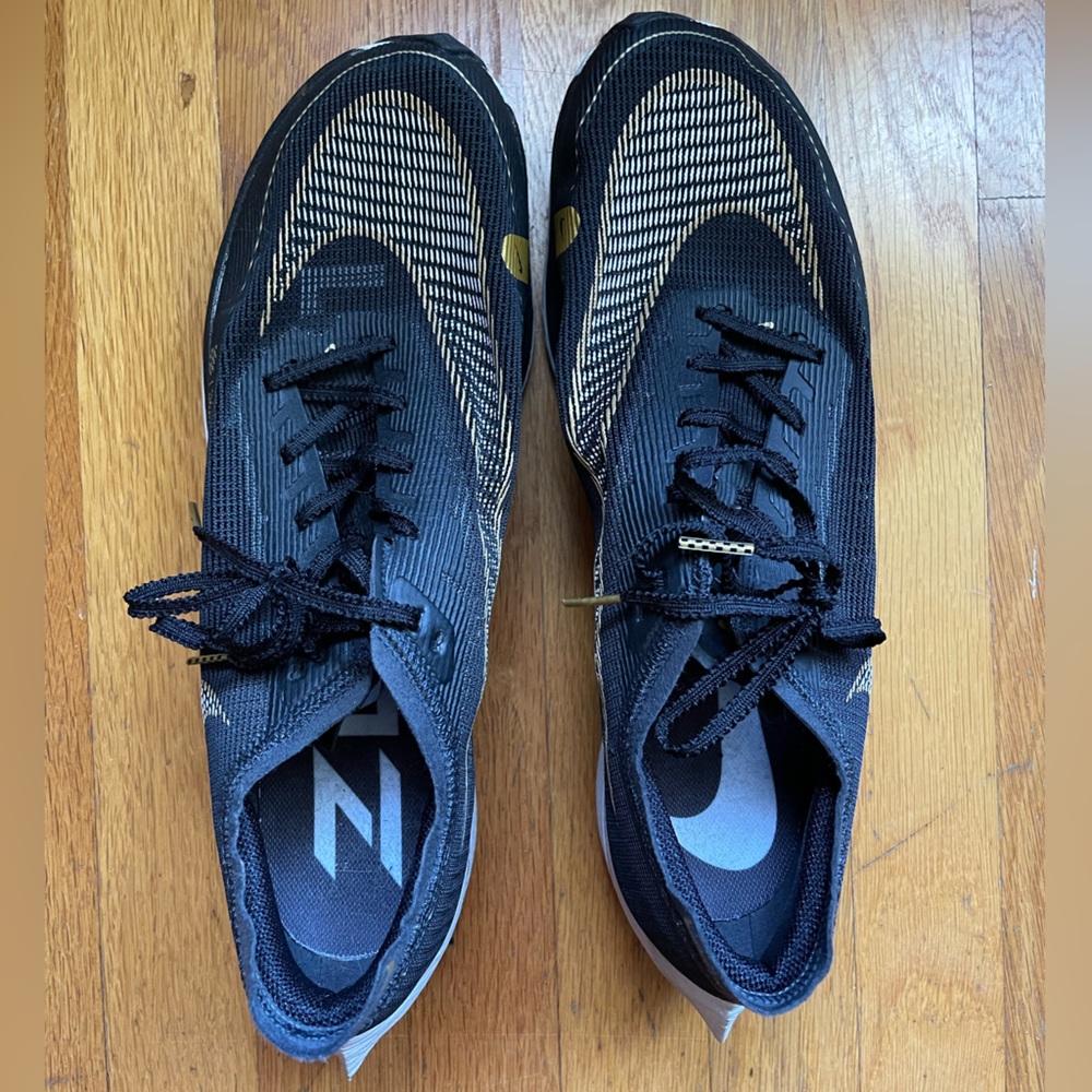 Nike Air Zoom X Men’s Running Shoes, Black & Gold Accents, 13 - Picture 2 of 6